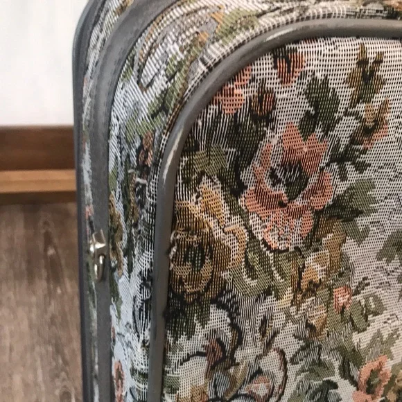 Jordache Patterned Luggage Set - Picture 8 of 16